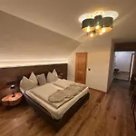 Manfred Апартаменты