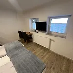 Manfred شقة *